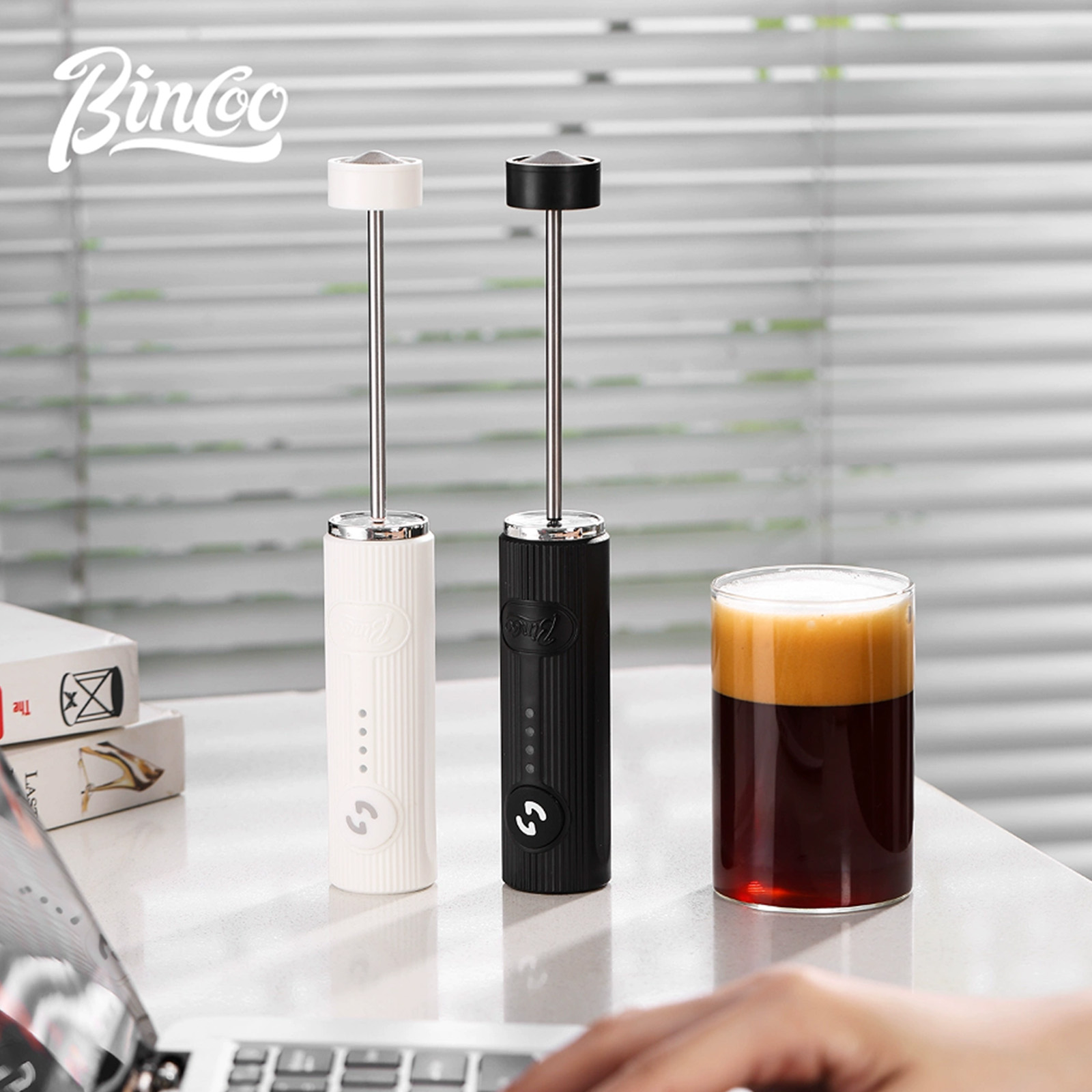 Elektryczny spieniacz do kawy  – Electric Milk Frother Handheld recenzja i cena
