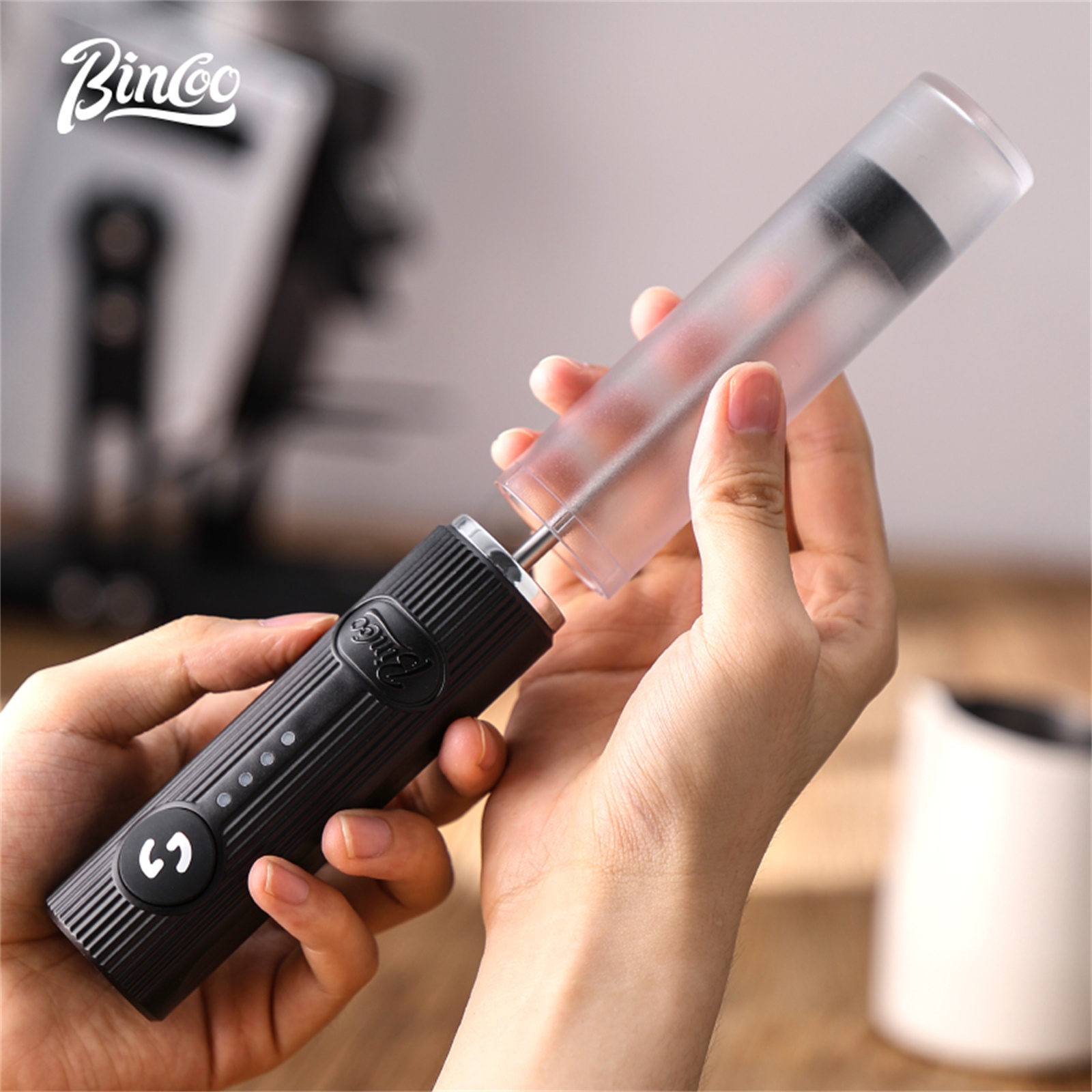 Elektryczny spieniacz do kawy  – Electric Milk Frother Handheld recenzja i cena